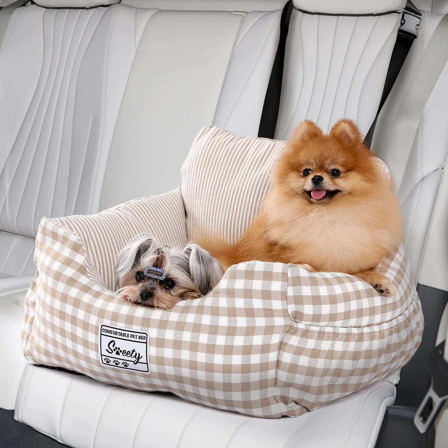 PETEPELA Asiento para coche para perros con cinturón de seguridad estable, elevador de asiento suave, impermeable, antideslizante, para perros pequeños y medianos, color beige