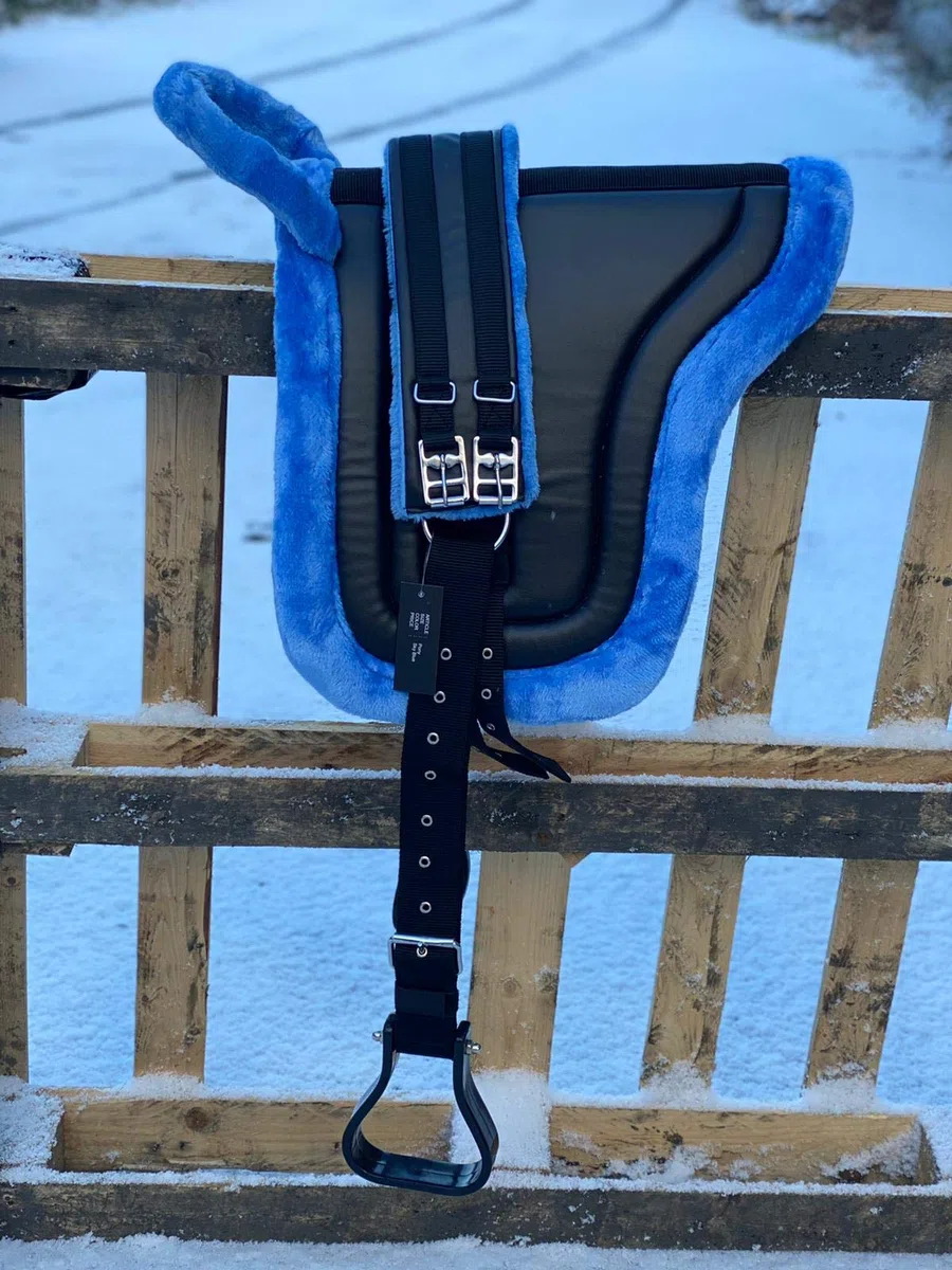 Bareback - Silla de Montar para Caballos con estribos, Color Azul