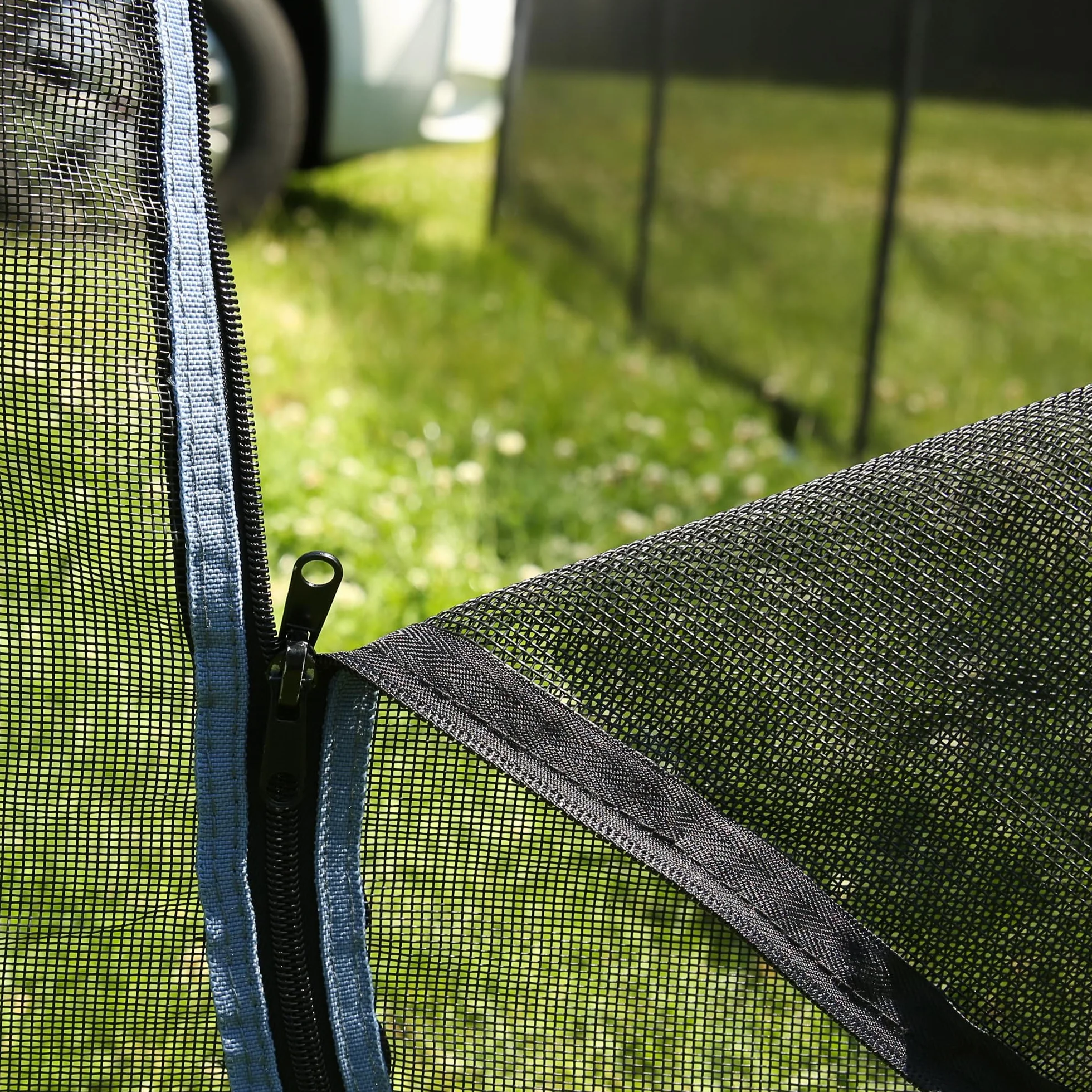 your GEAR Larino Door - Elemento de puerta, 2 m de ancho, valla para perros móvil, área de juego al aire libre - Camping y jardín, ampliable sin límites