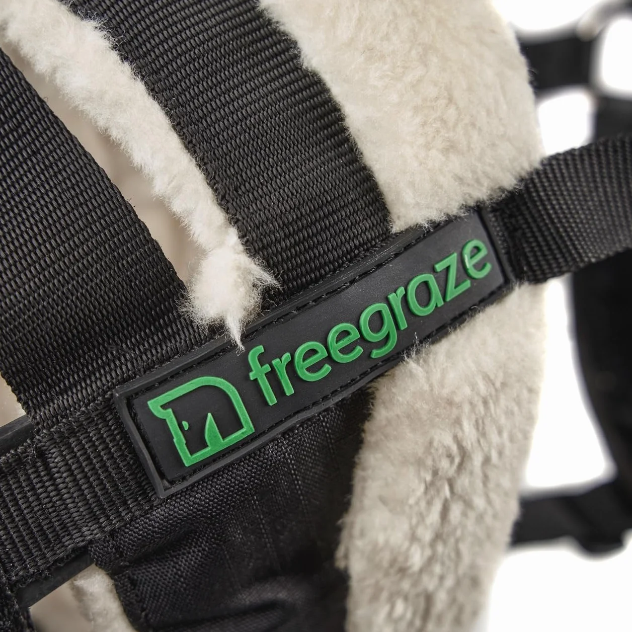 Shires FreeGraze AirFlow - Bozal de pasto, color negro
