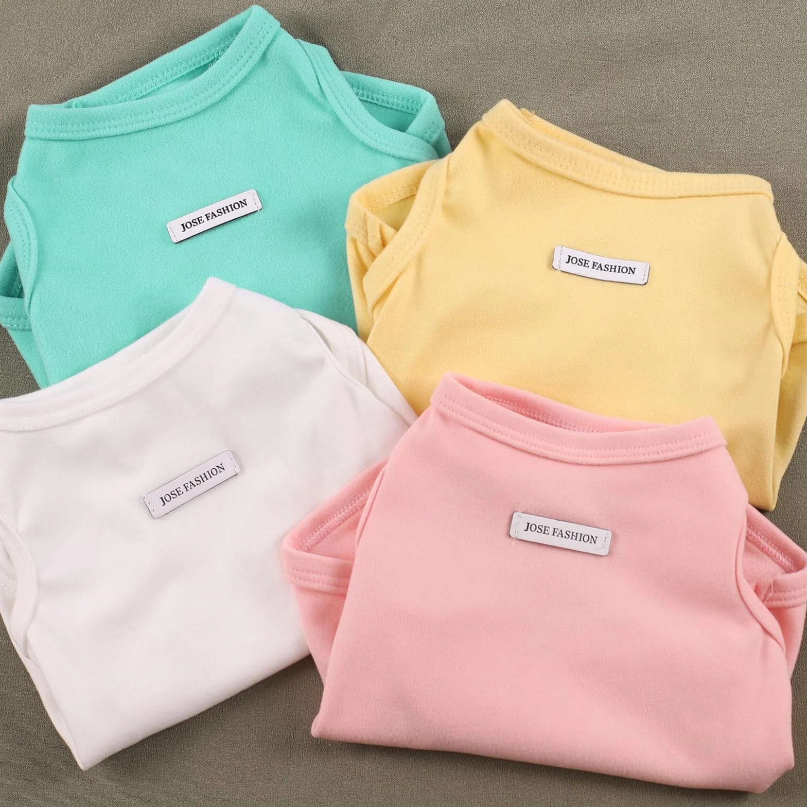 4 Camisetas para Perro, Ropa de Verano sin Mangas, Camiseta Colorida para Cachorros, Camisetas Transpirables para Perros pequeños y medianos, Ropa de Gato (4 Piezas (Amarillo, Blanco, Azul y Rosa), S