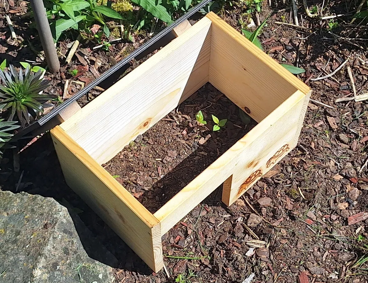 Caseta para tortugas de alta calidad (SH8) barnizada de madera maciza de 20 mm de grosor, resistente a la intemperie, para tortugas, resistente a la intemperie