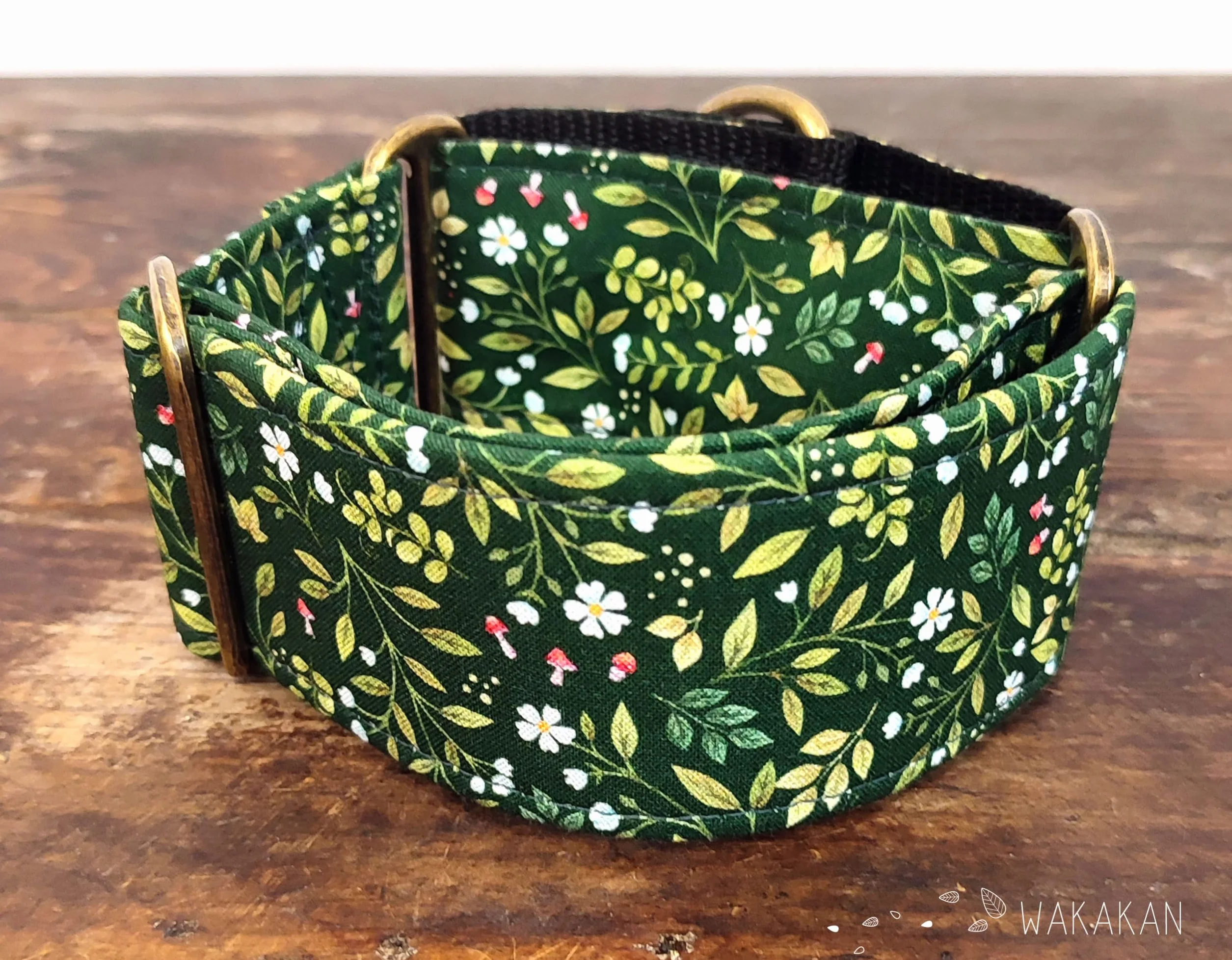 Collar Martingale Para Perro: Green Witch, Hecho a Mano en España por Wakakán