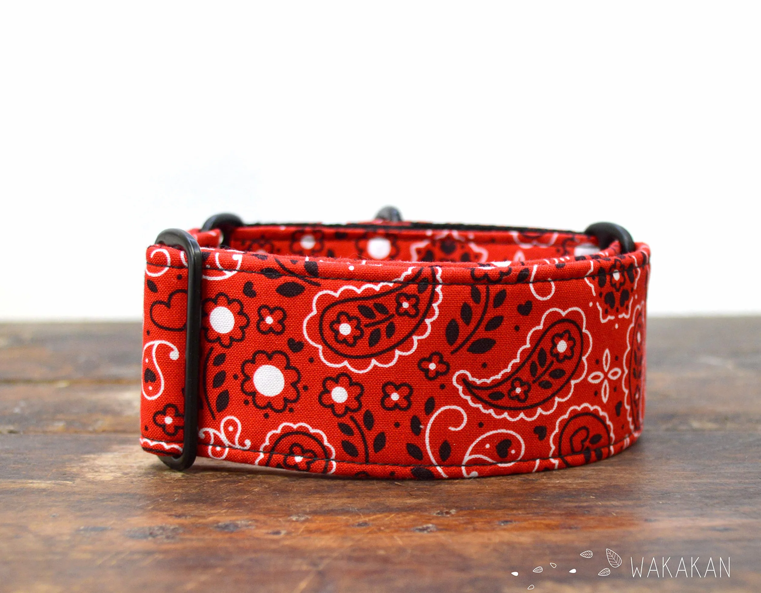 Collar Martingale: Red Bandana, Hecho a Mano en España por Wakakán